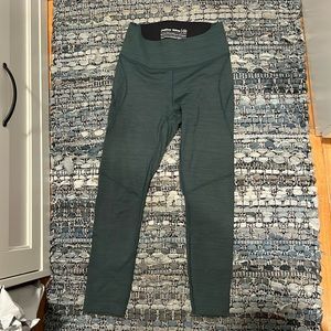 Outdoor voices 7/8 warmup legging